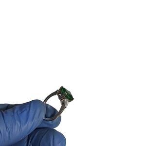 925 EMERALD & DIAMOND RING  SIZE 7